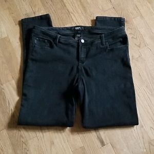 Black skinny jeans